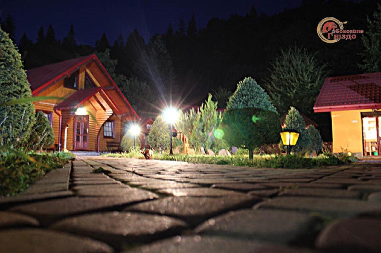 Sokolyne Gnizdo Hotel Korostov Exterior photo
